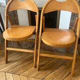 Set of chairs