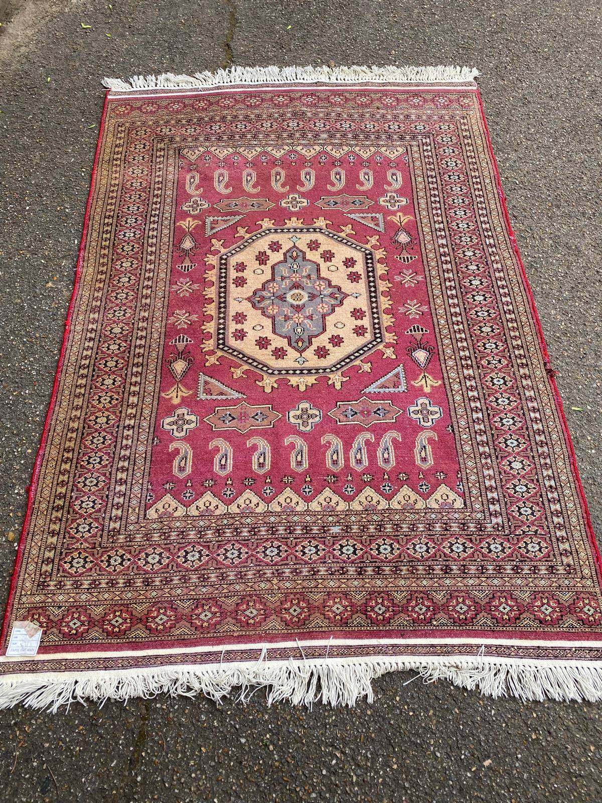 Hand-knotted Persian rug in burgundy grey 120x180.