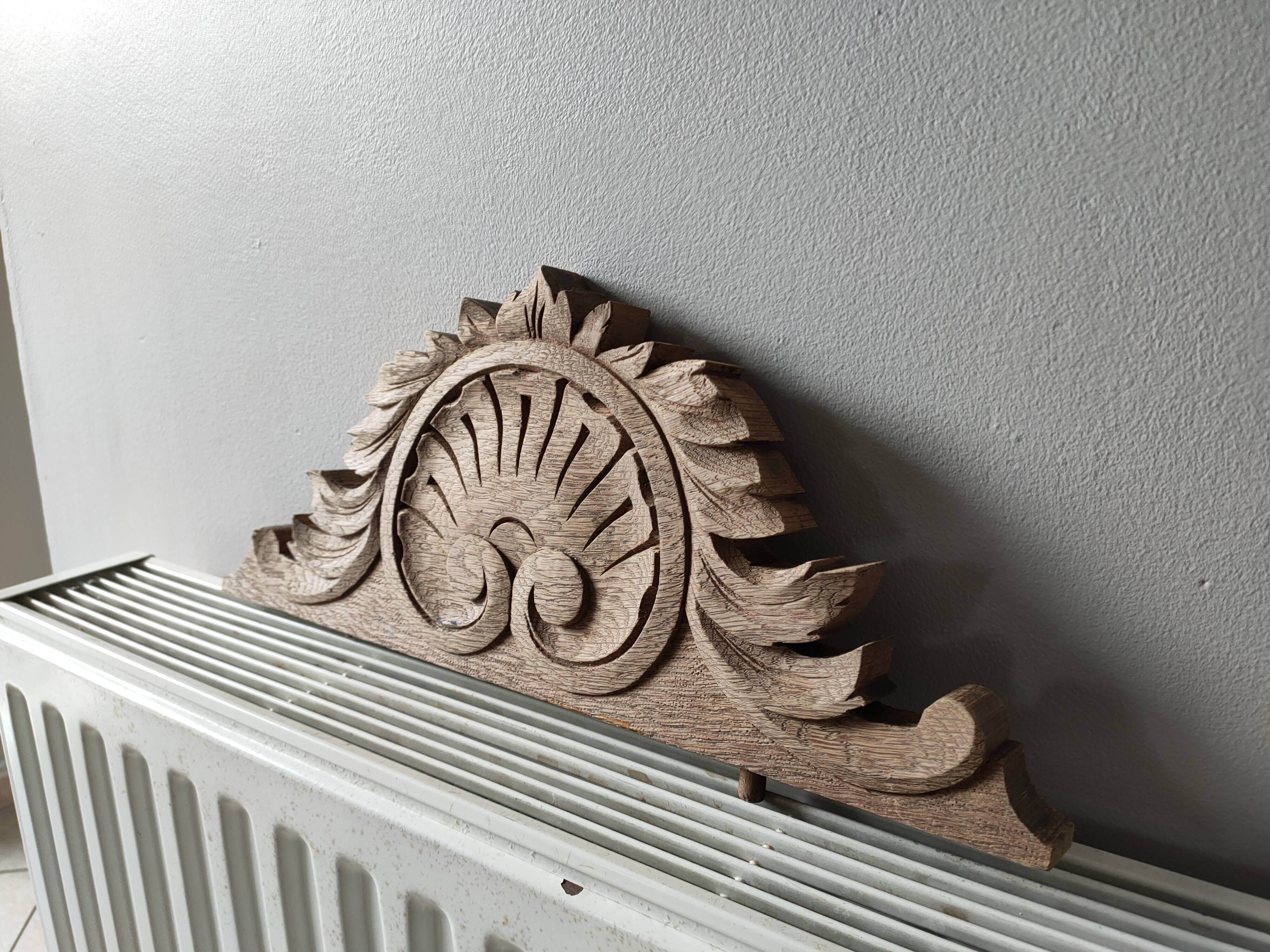 ancient oak pediment