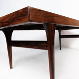 Table basse en palissandre avec carreaux bleus conçue par Johannes Andersen, années 1960