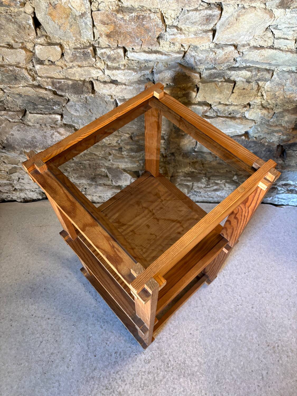 Vintage pine side shelf / coffee table from the 80s-90s
