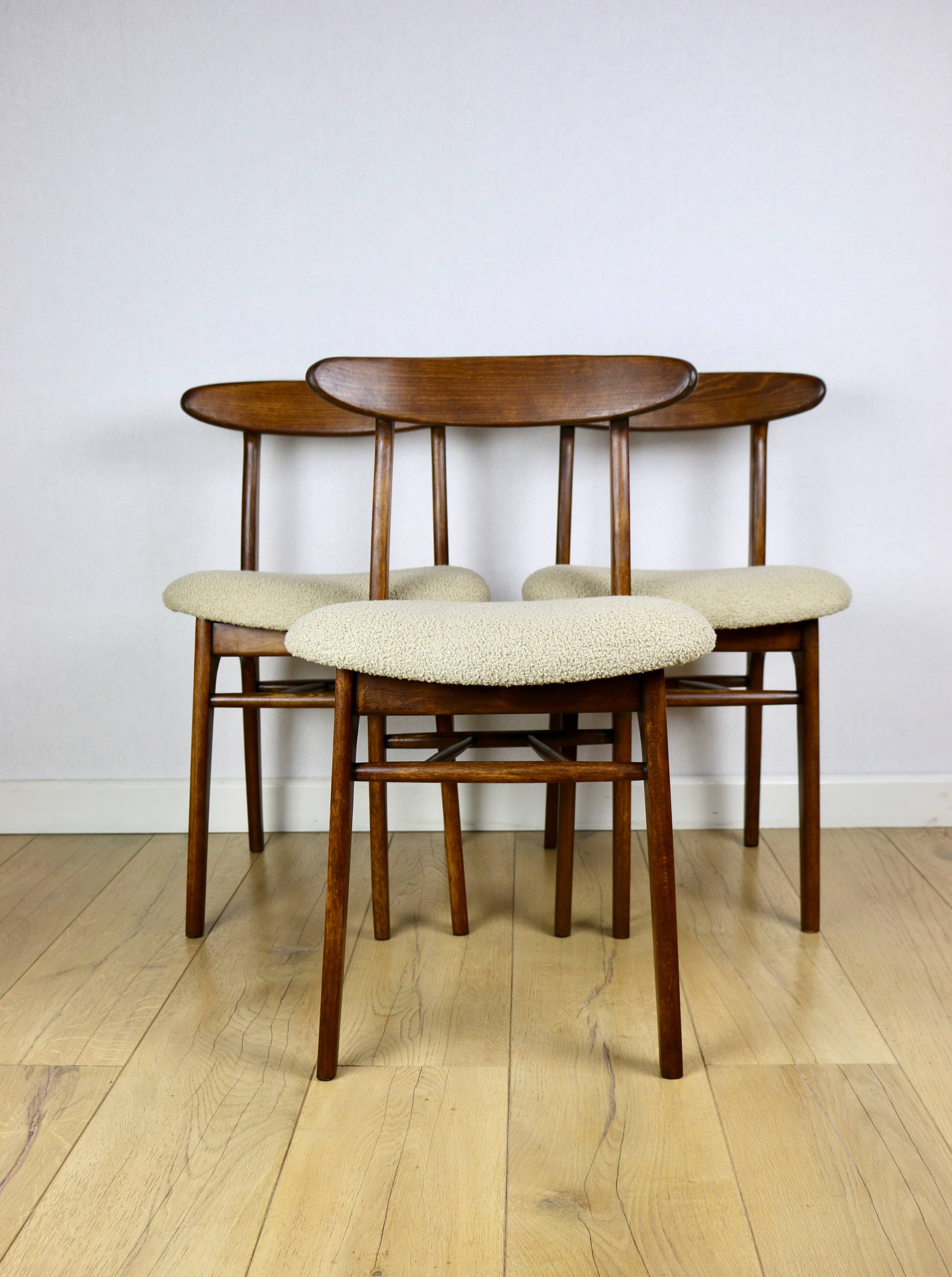 Chaises vintage Hałas beige bouclé - lot de 3