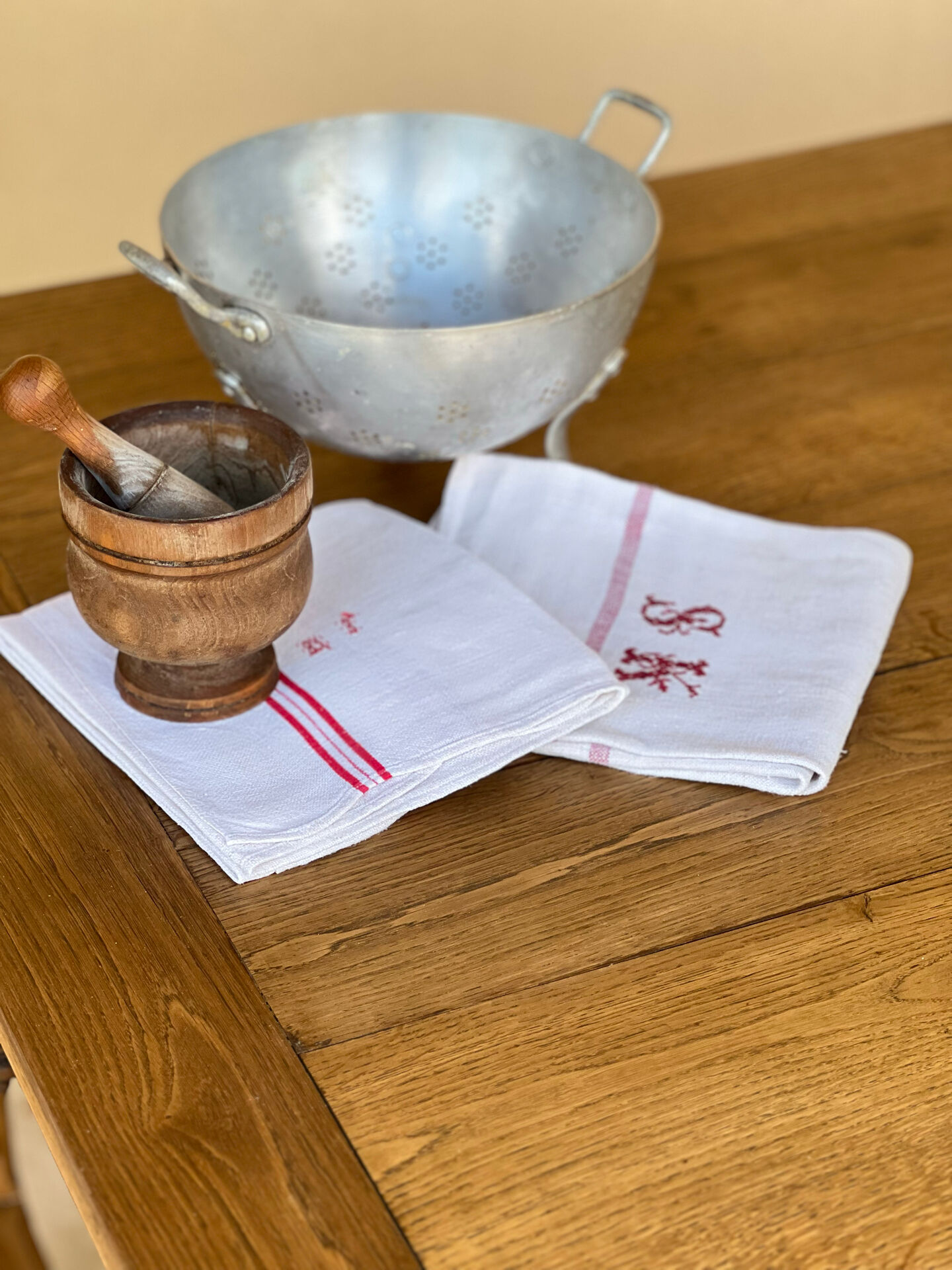 Office table