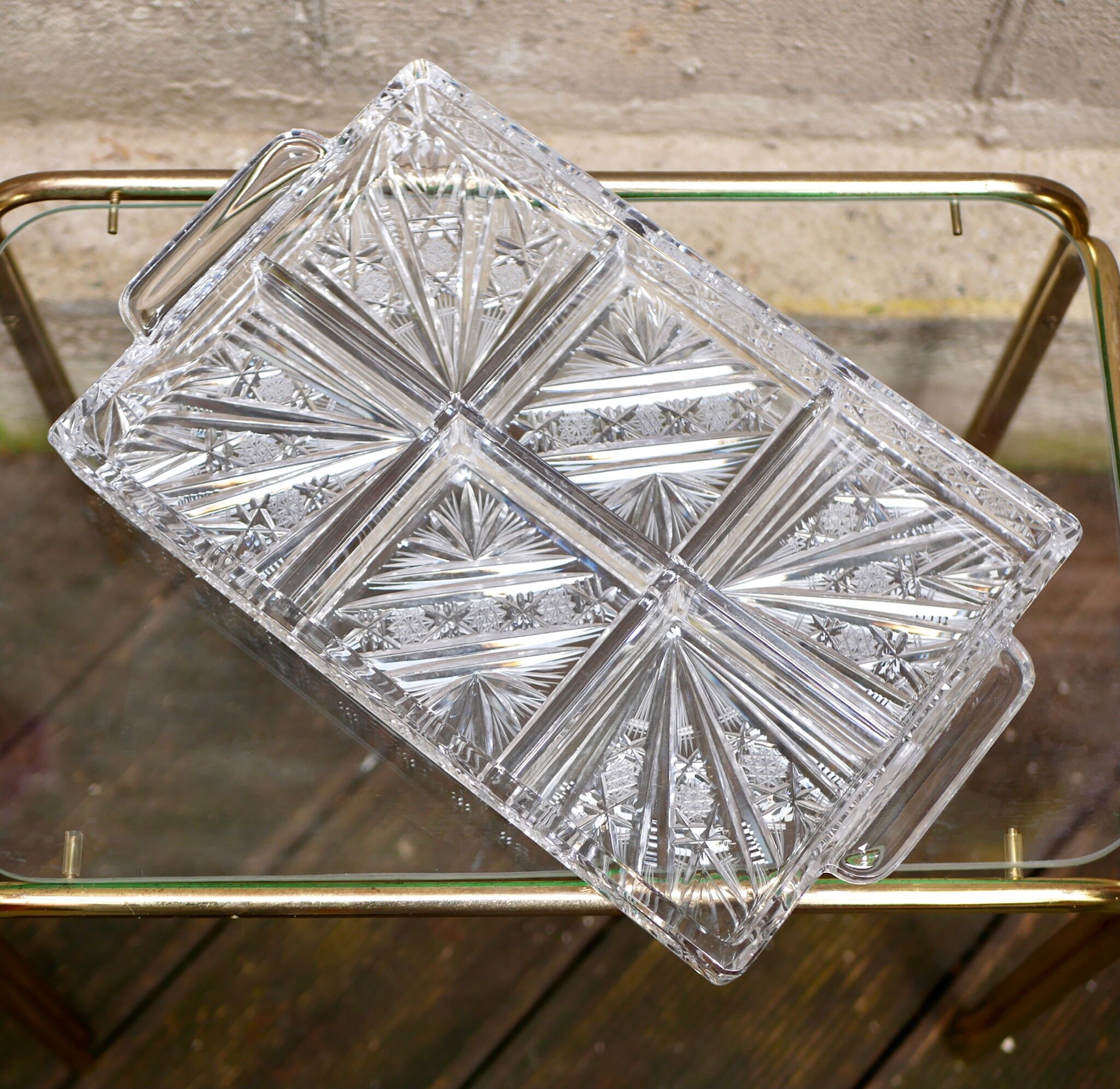 Crystal aperitif dish