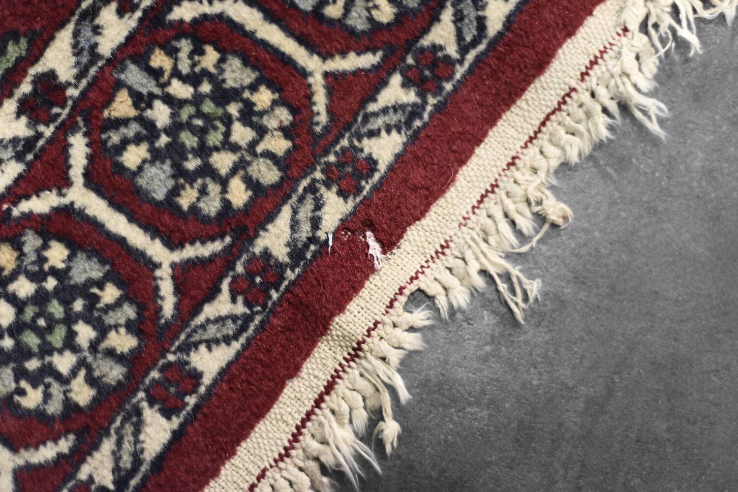 Vintage Hand-Woven Oriental Pakistani Mihrab Prayer Rug, 1960s