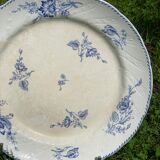 Old round dish in earthenware, Keller and Guérin in Lunéville service Saxony