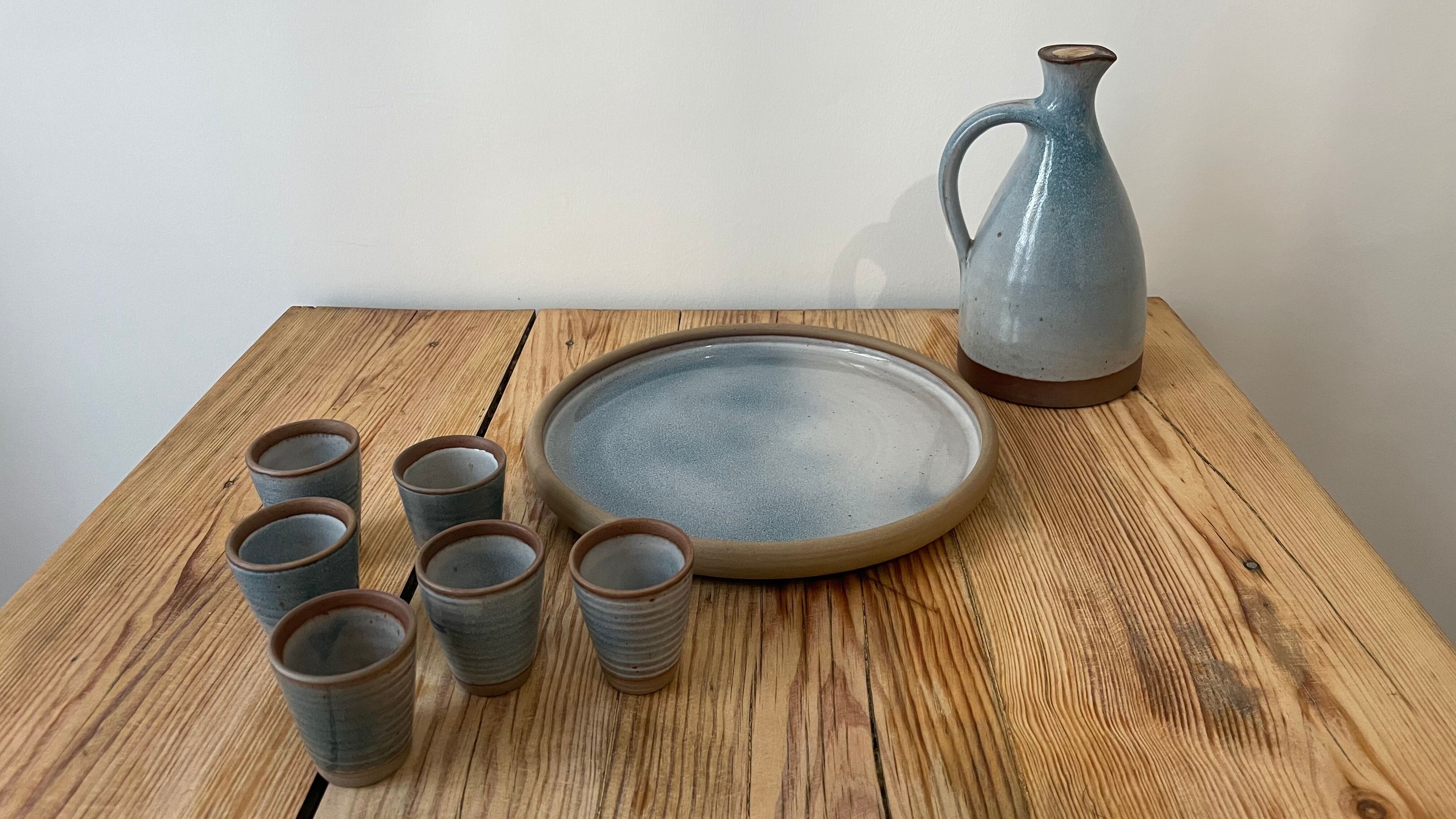 Stoneware liquor service