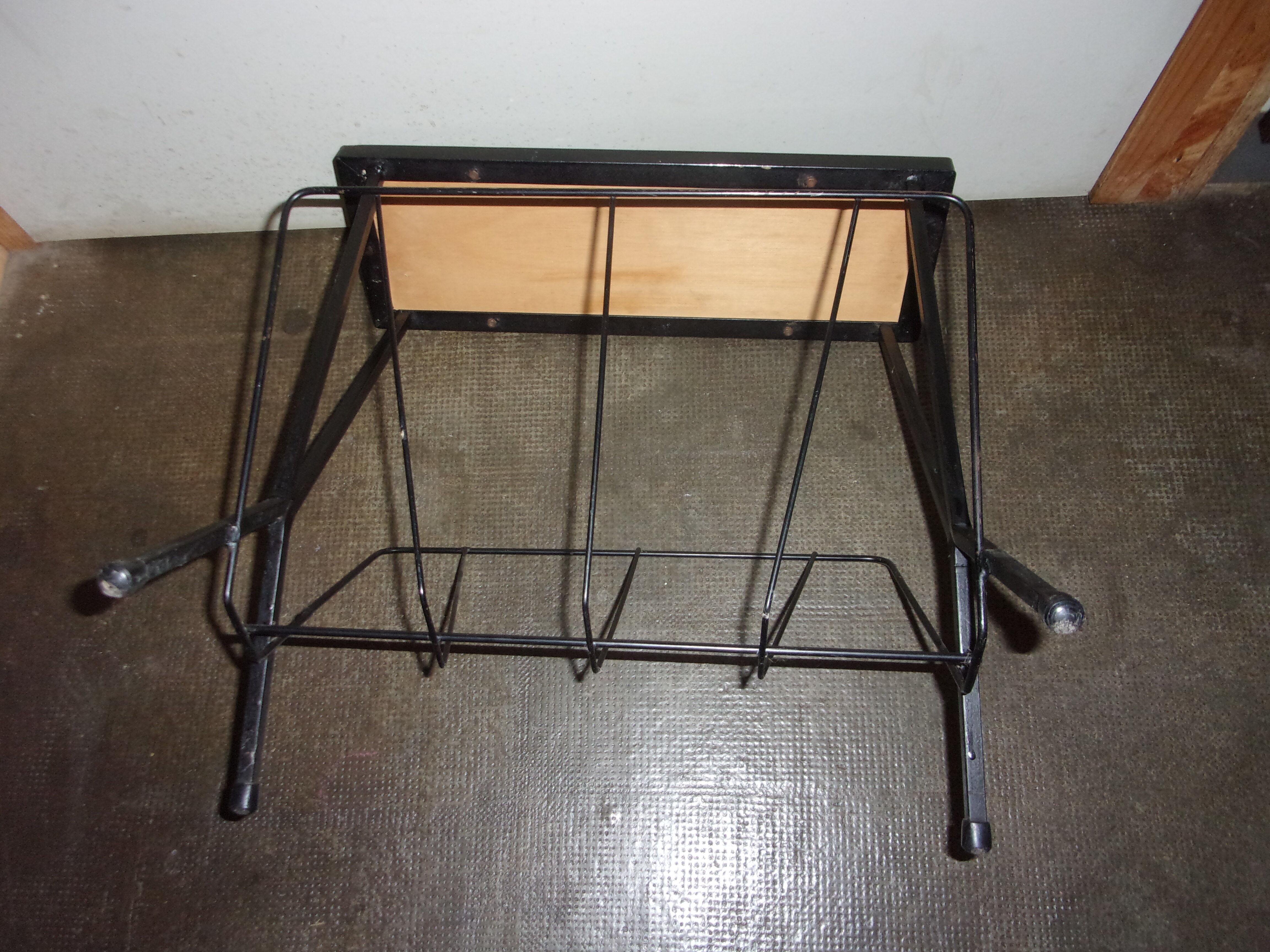 Wrought iron ceramic magazine holder with top from the 1950s - 1960s