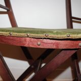 Set of 2 vintage folding chairs