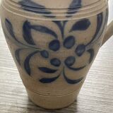 Sandstone pitcher