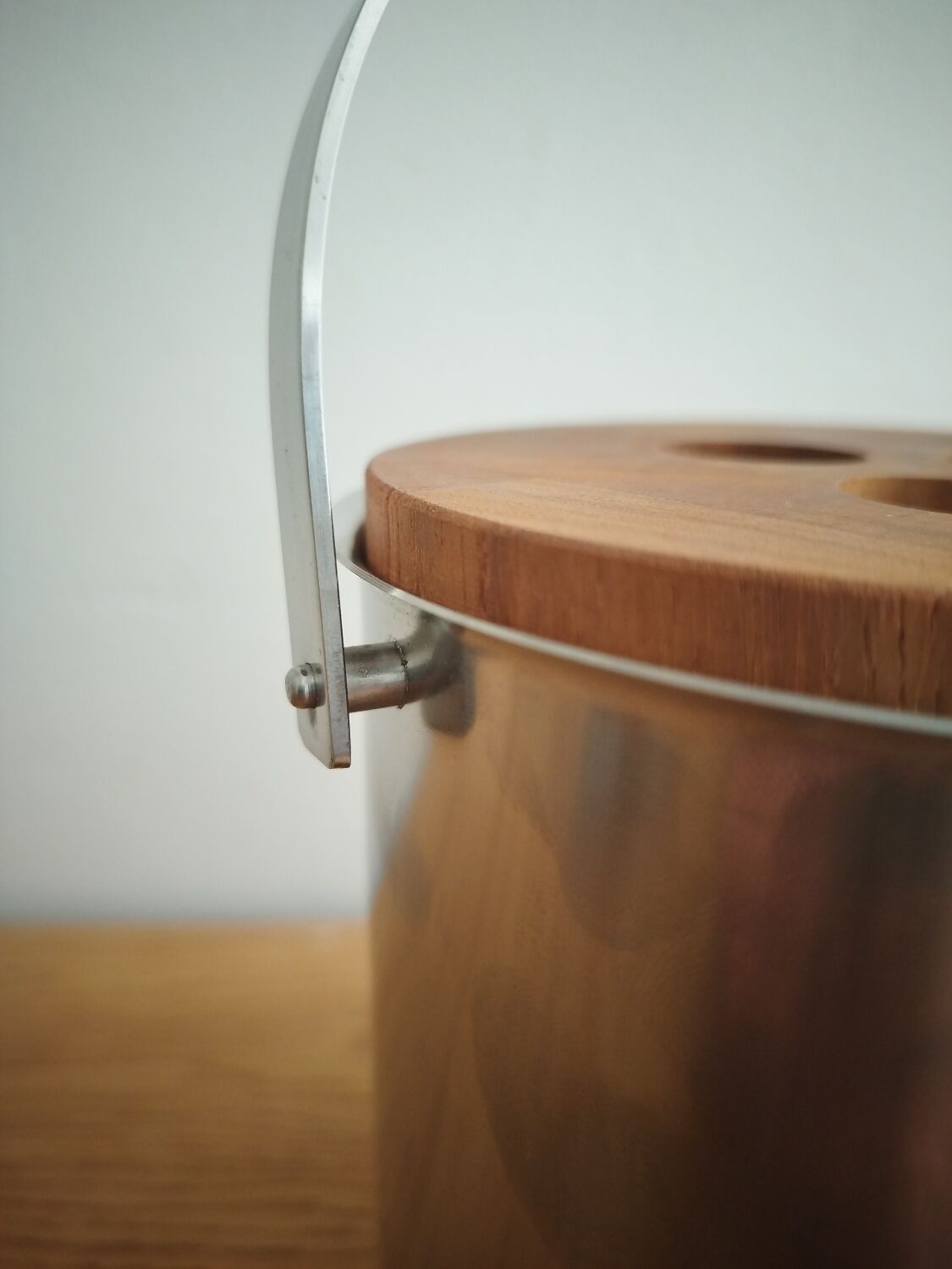 Arne Jacobsen ice bucket first edition Stelton