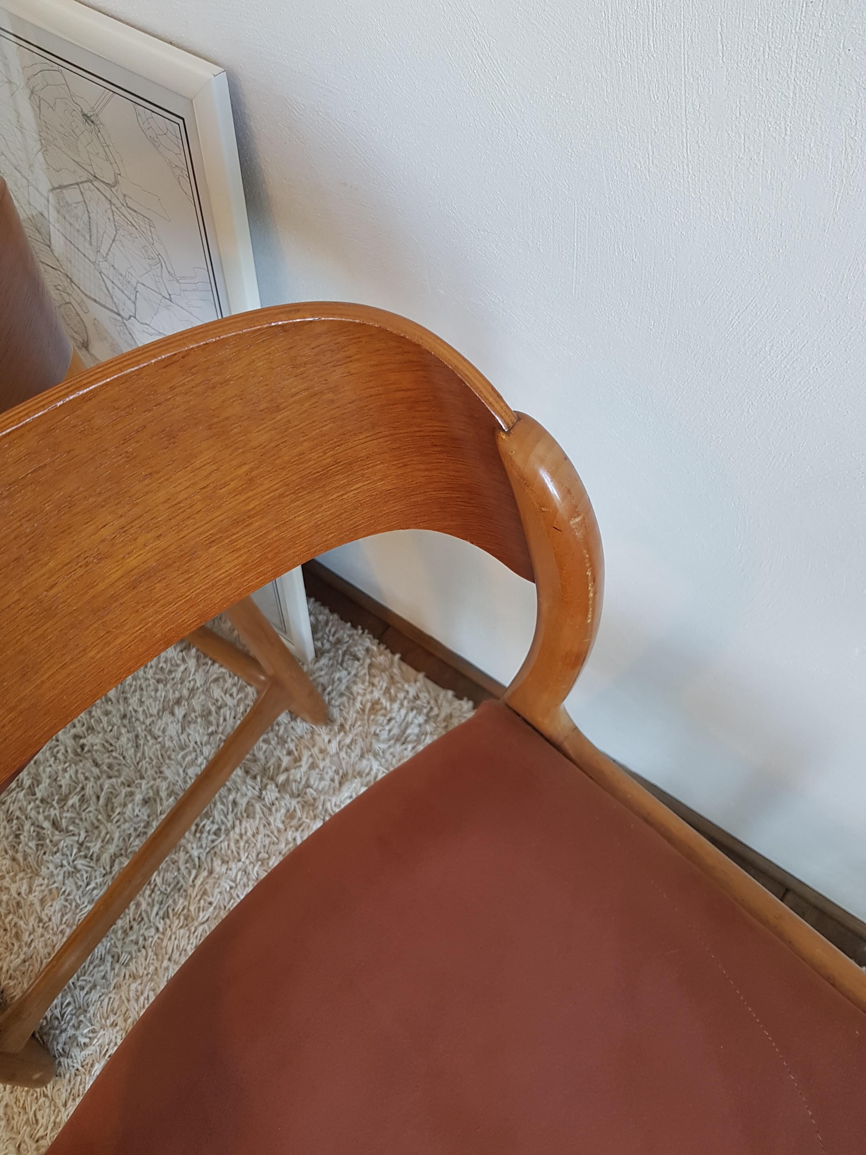 Suite de 4 chaises traineaux Baumann, 1960
