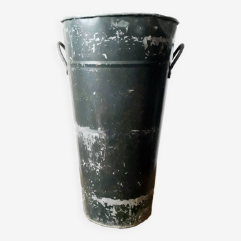 Vase zinc