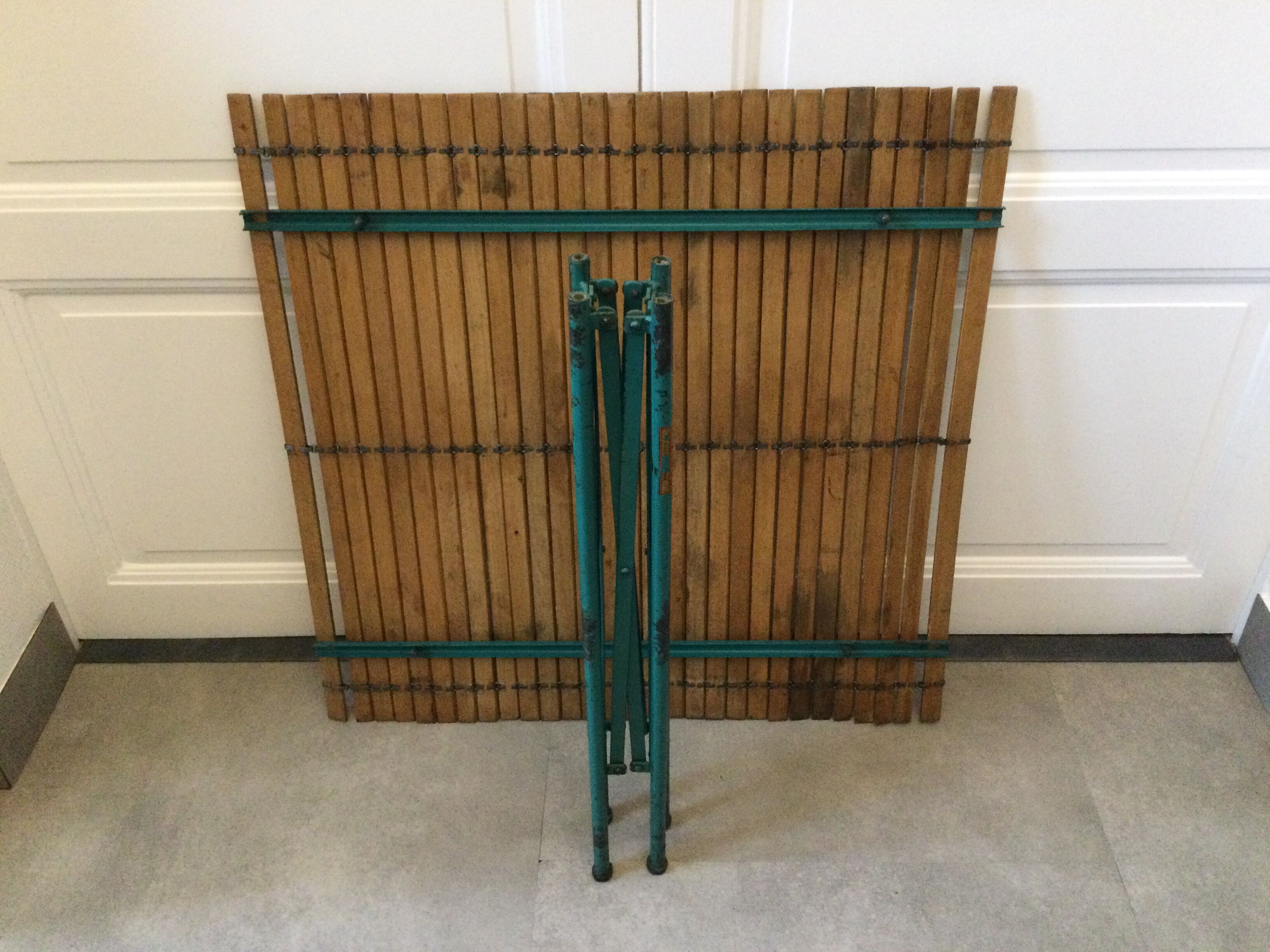 Vintage folding table 50s