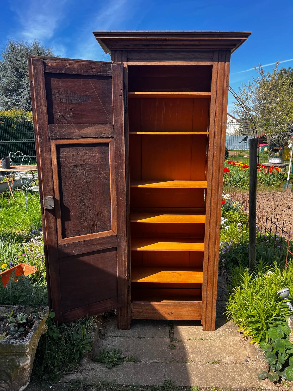 Antique oak bonnetière