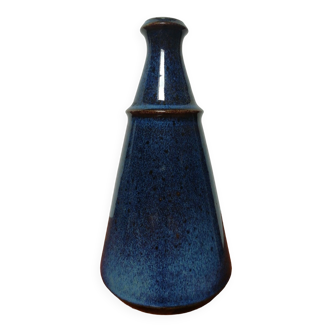 Ceramic bottle