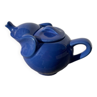 Blue elephant slush teapot