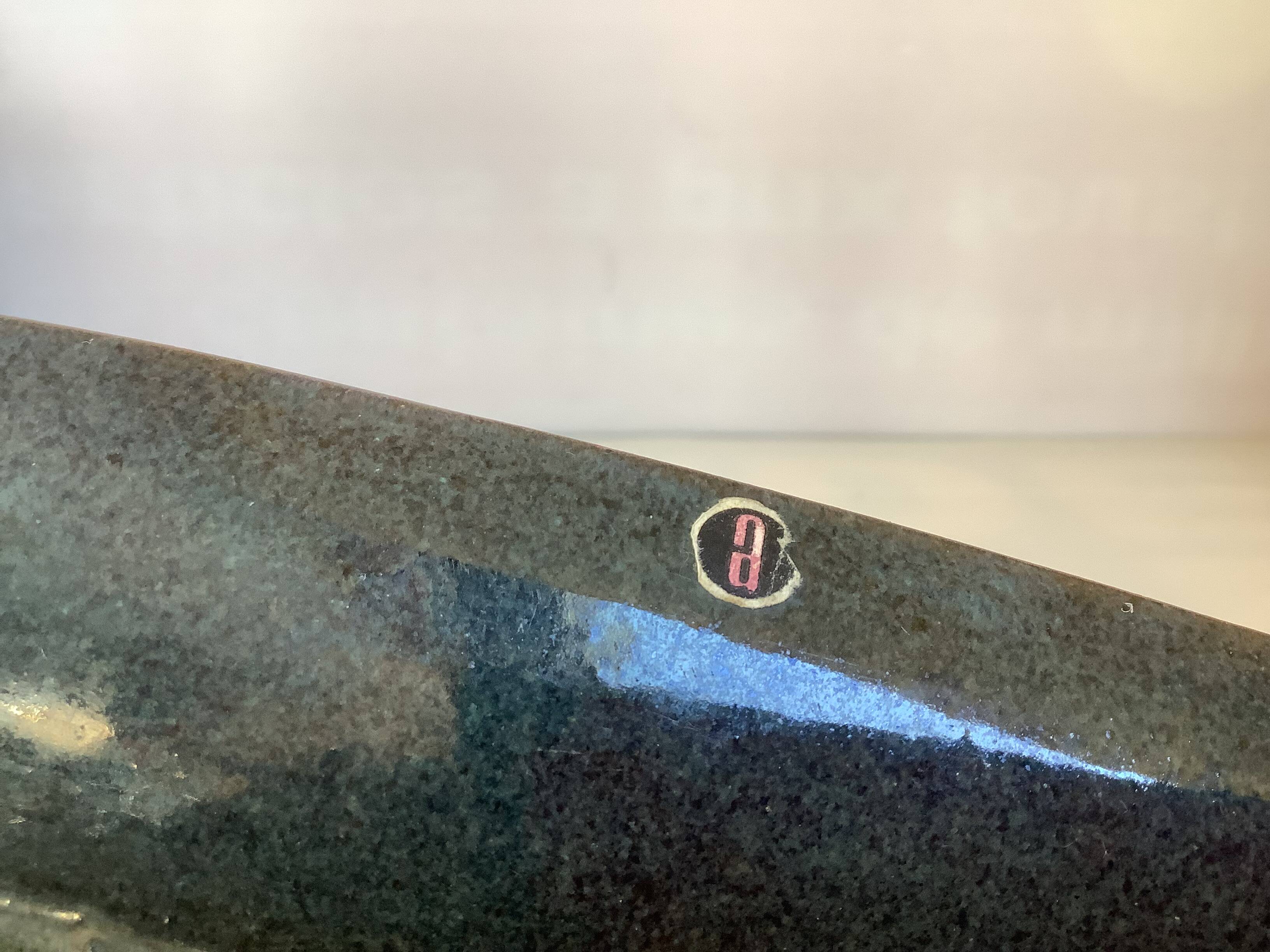 Empty amphora pocket by Rogier Vandeweghe