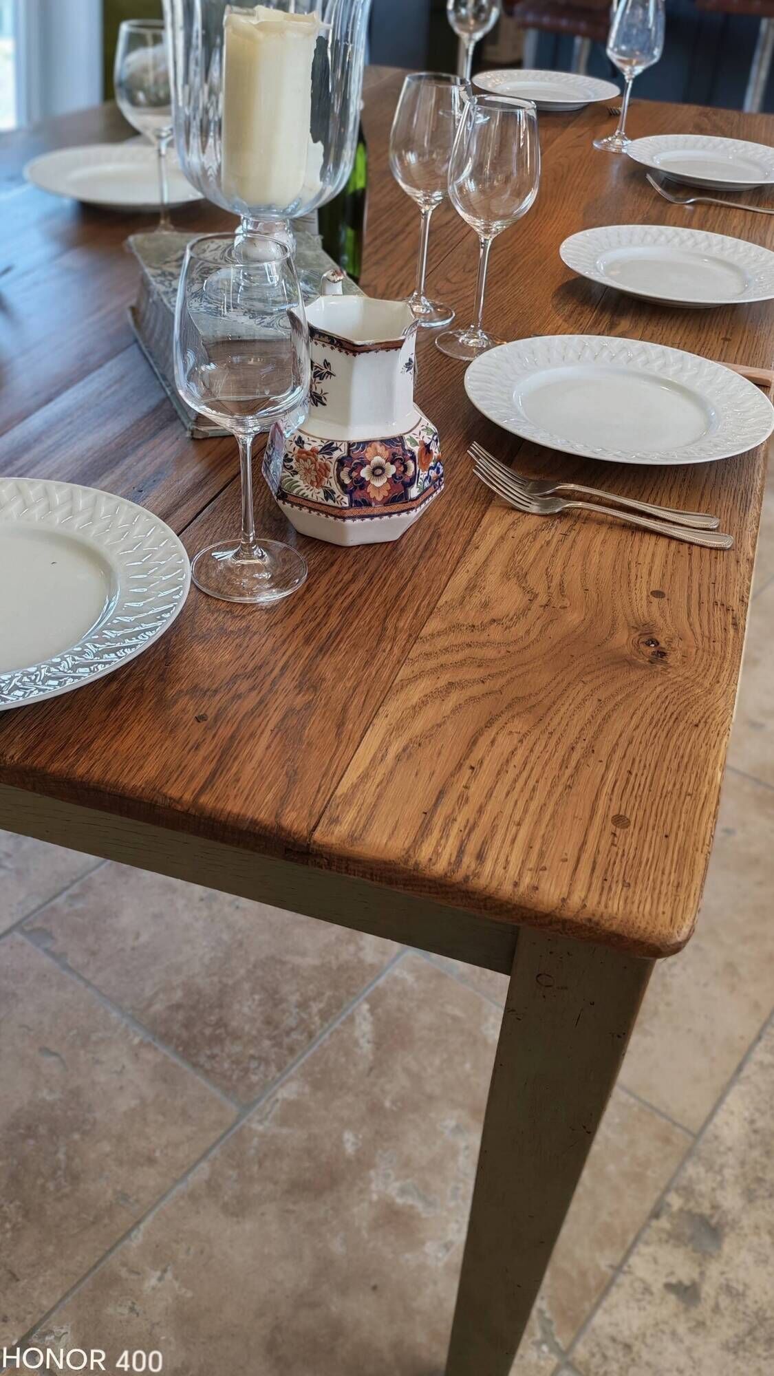Solid oak farmhouse table with two drawers and two extensions, 306 cm.