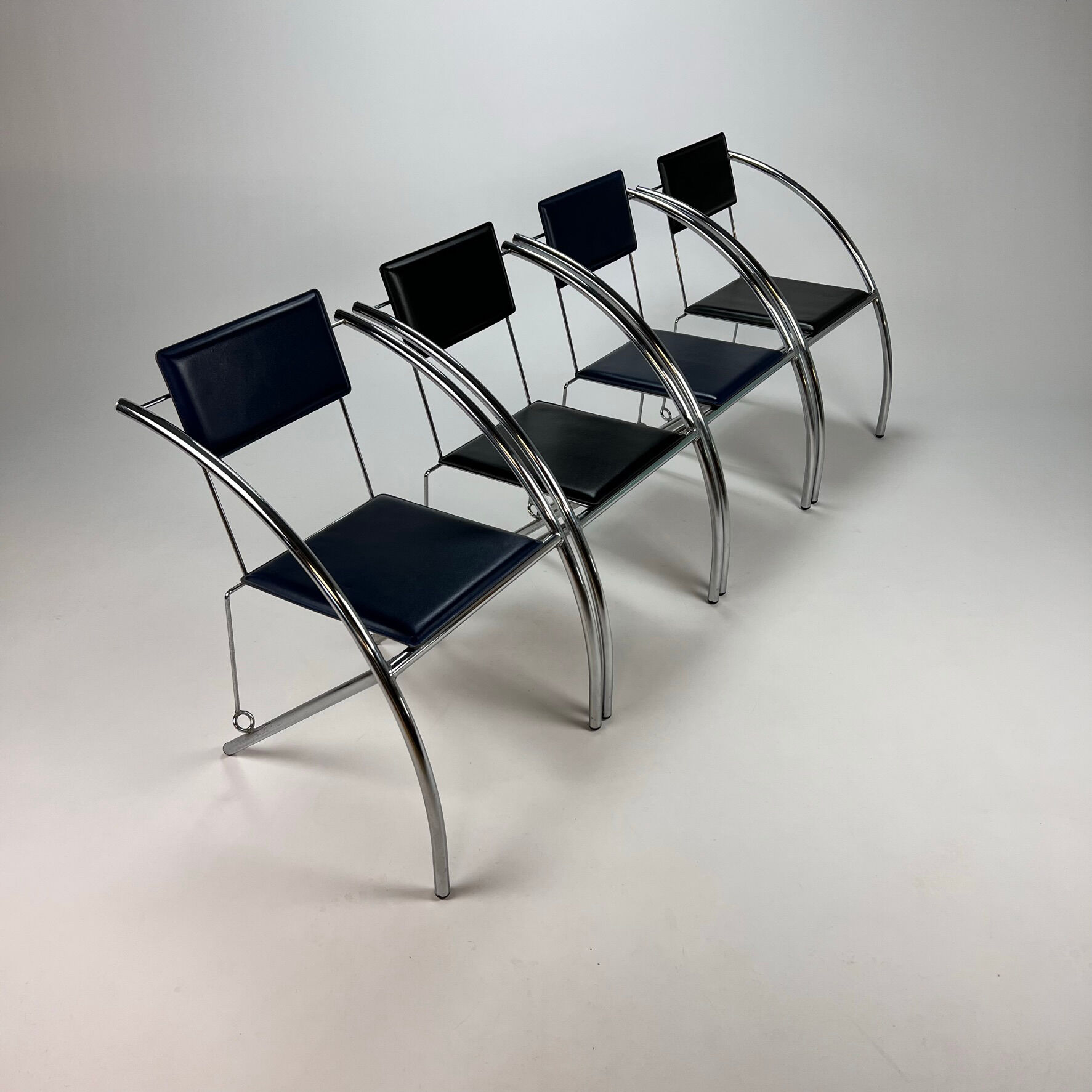 Set of 4 Postmodern Black and Blue and chrome tubular chairs, 1980s