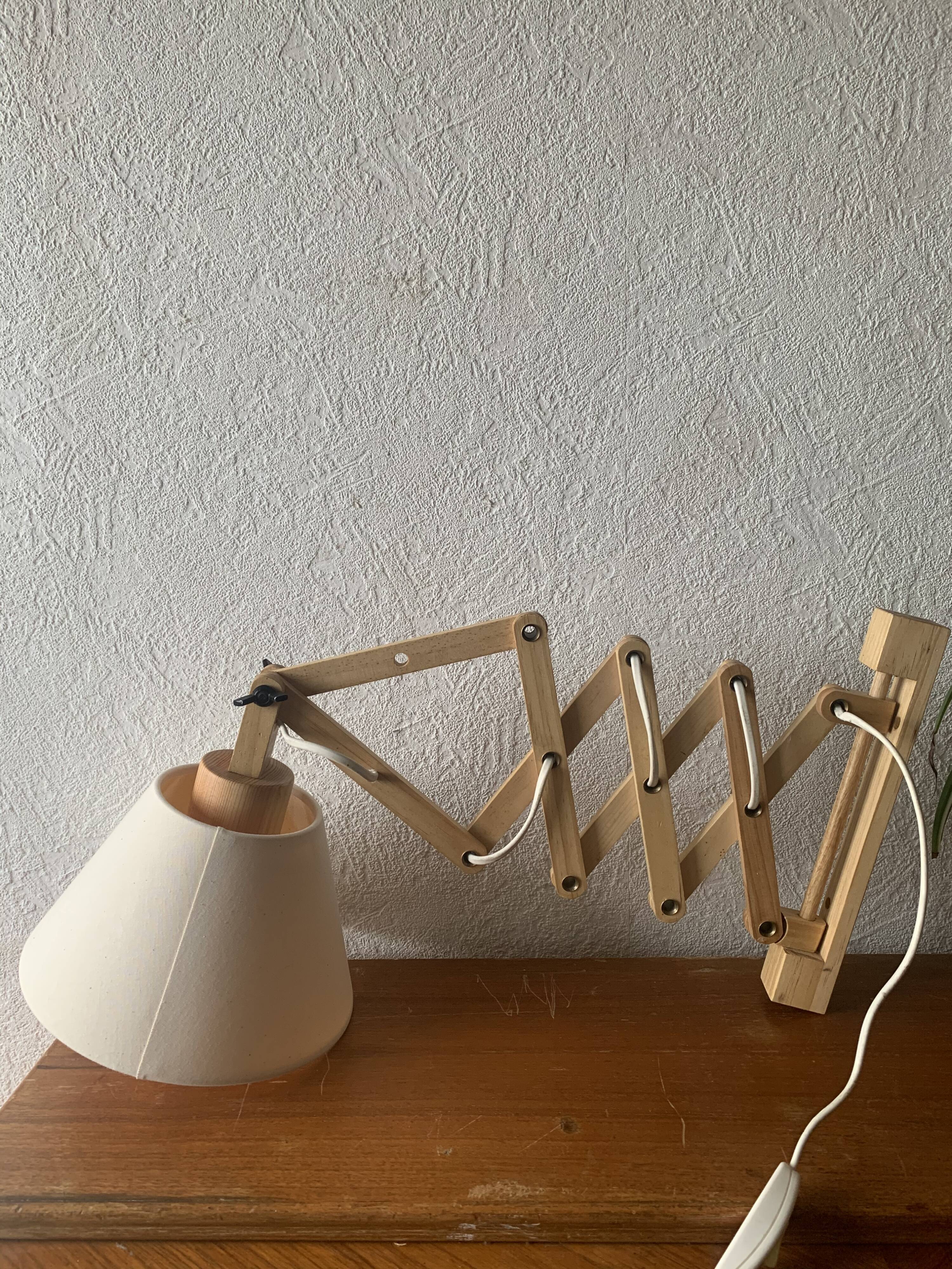 Lape articulated in vintage wood