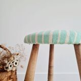 Tabouret tripode bois et assise rayée
