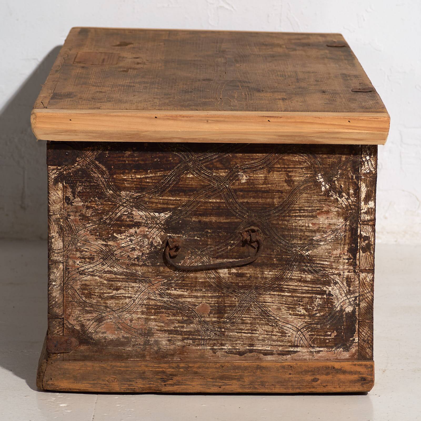 Antique small chest with floral motifs (c.1920) #73