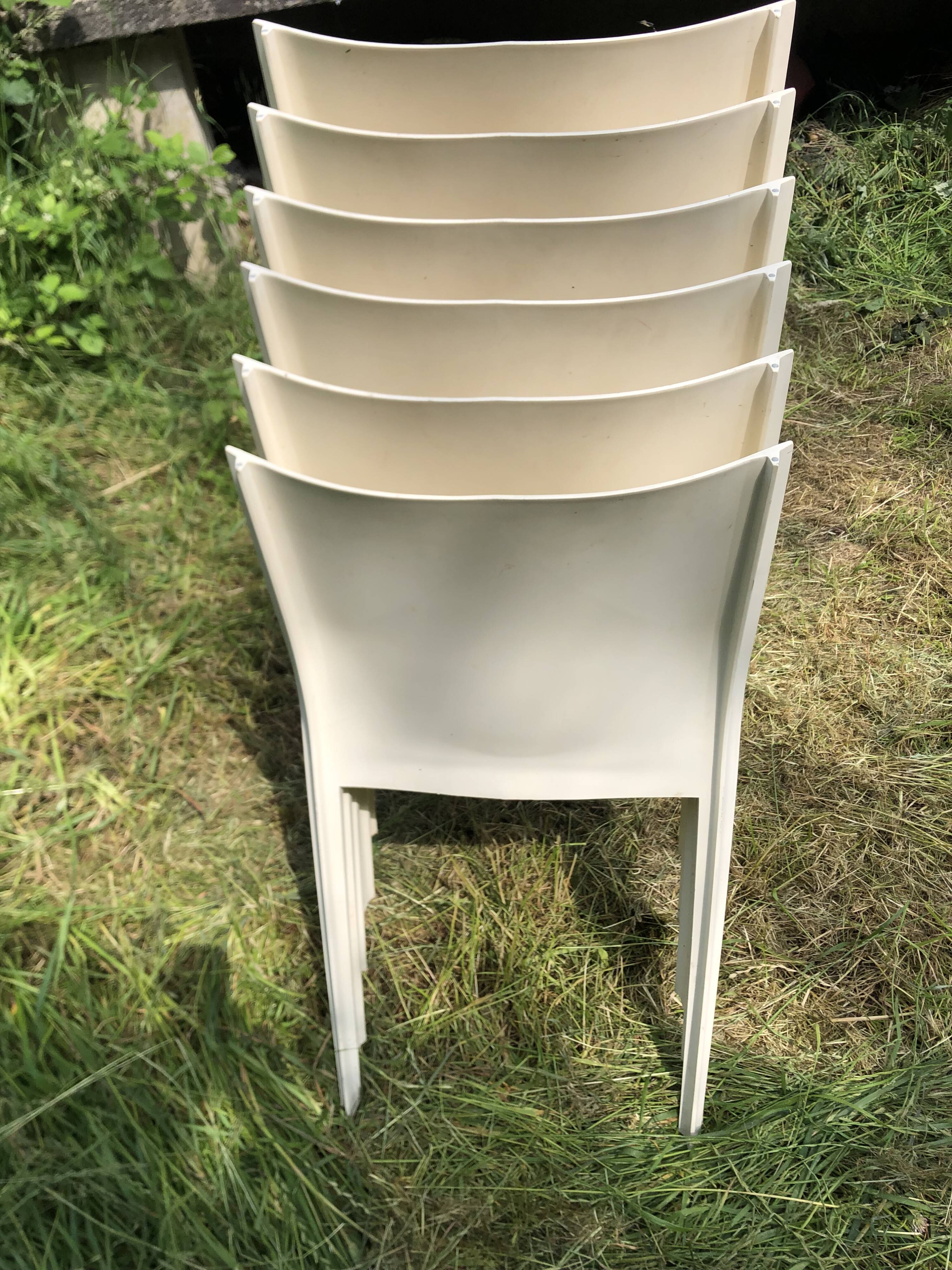 Chaises blanches Slick Slick Philippe Starck XO Design années 80