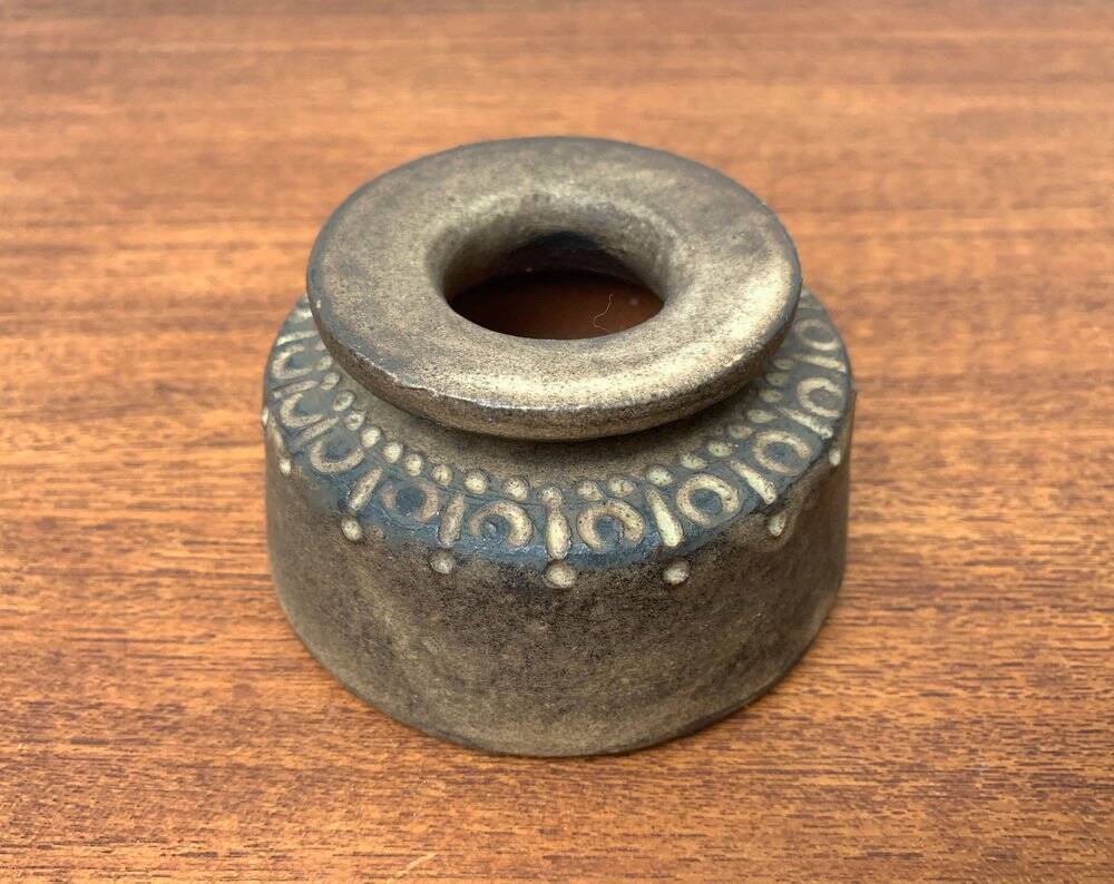 Brutalist mid-century studio pottery vase by Johannes Lessmann for Keramische Werkstatt Margaretenhöhe, Essen.