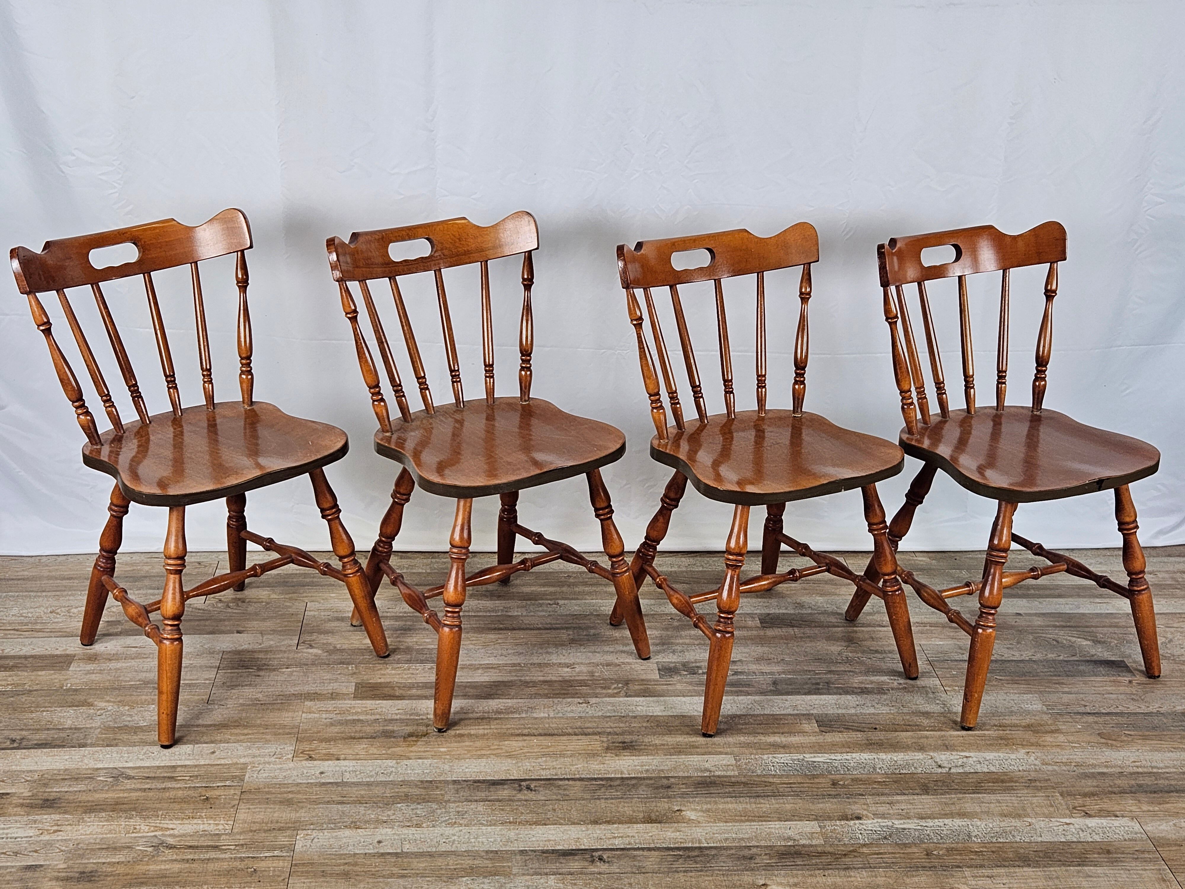 Set of 4 country style chairs, 80s