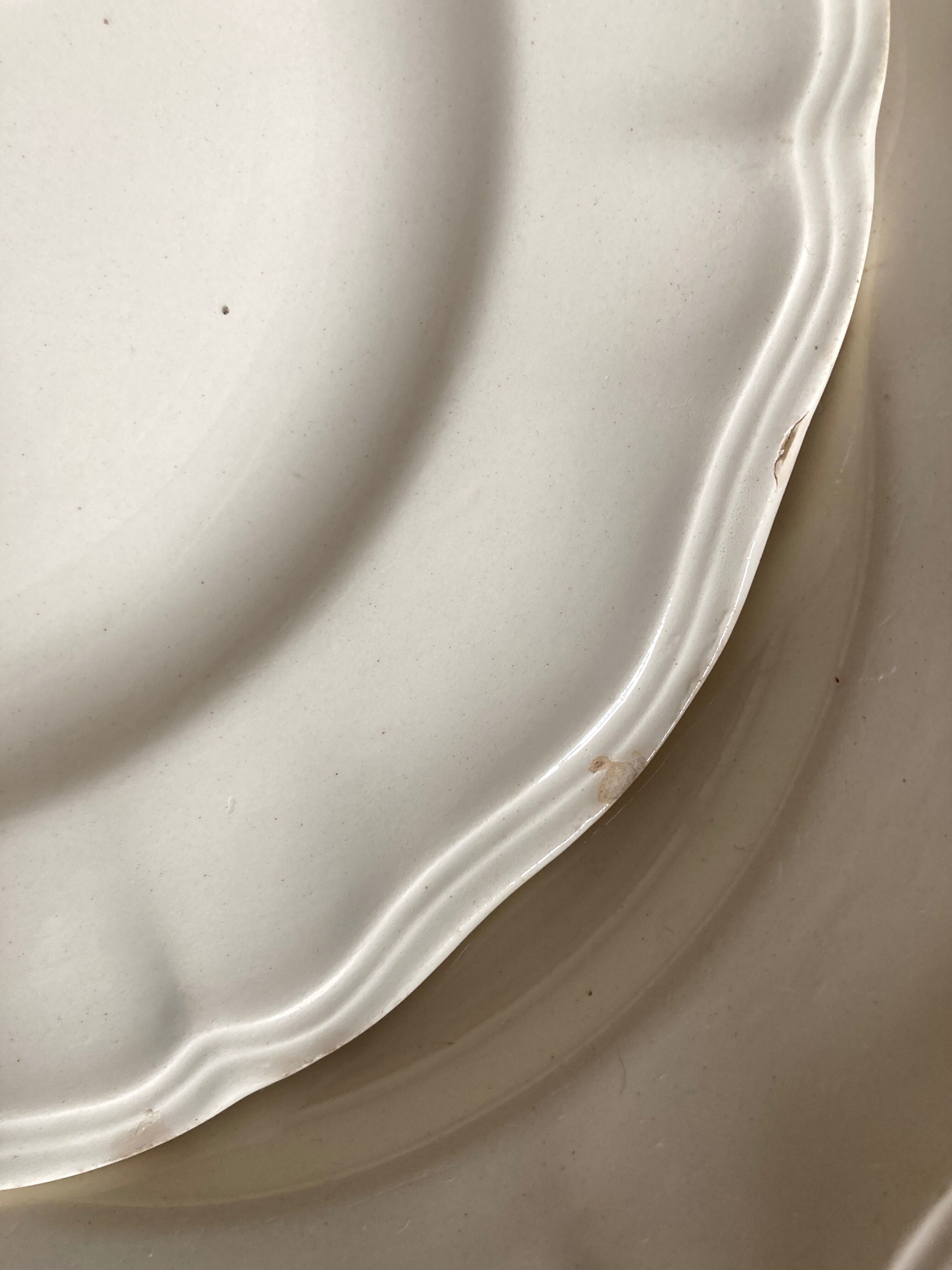 Set of 8 flat plates Ivory from Sarreguemines to godrons 24.5cm