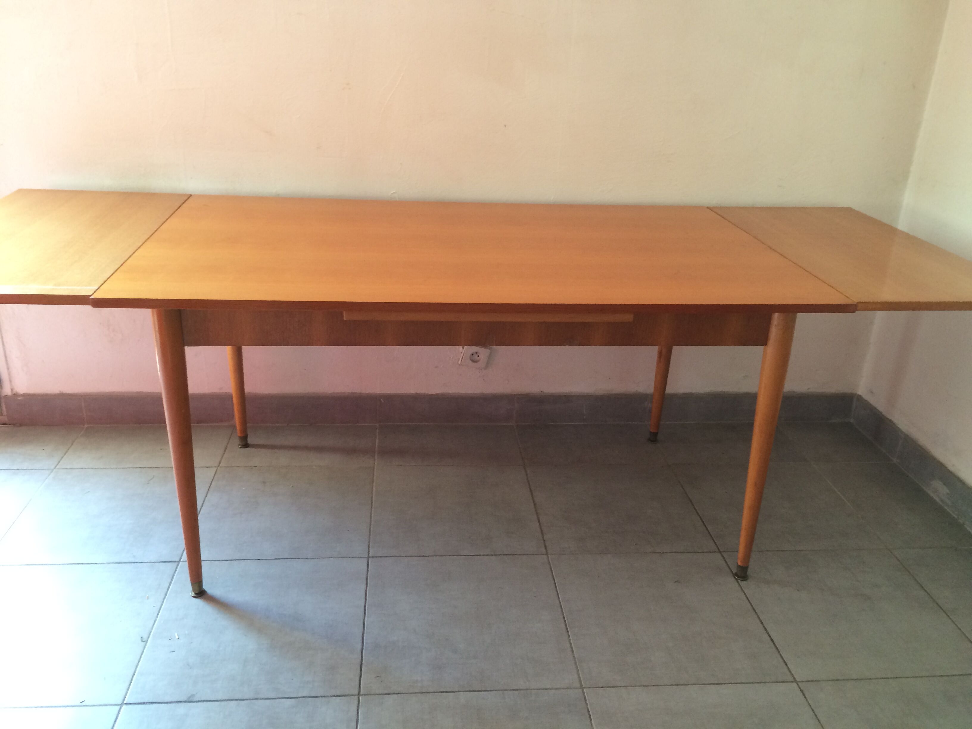 Table vintage oak year 50/60 with 2 extensions