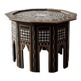 Large Ottoman pedestal table in ebony and mother-of-pearl, 19th century