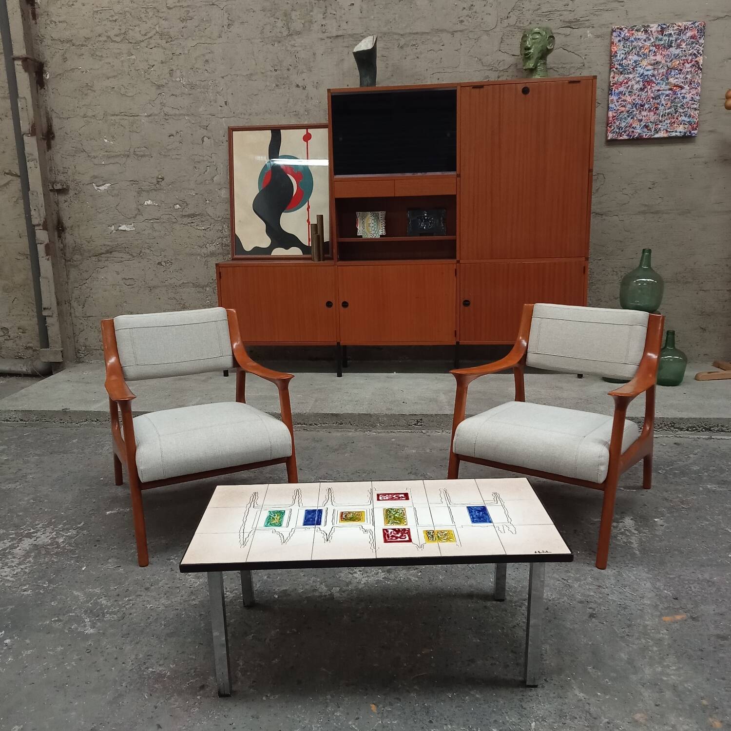 Ceramic coffee table