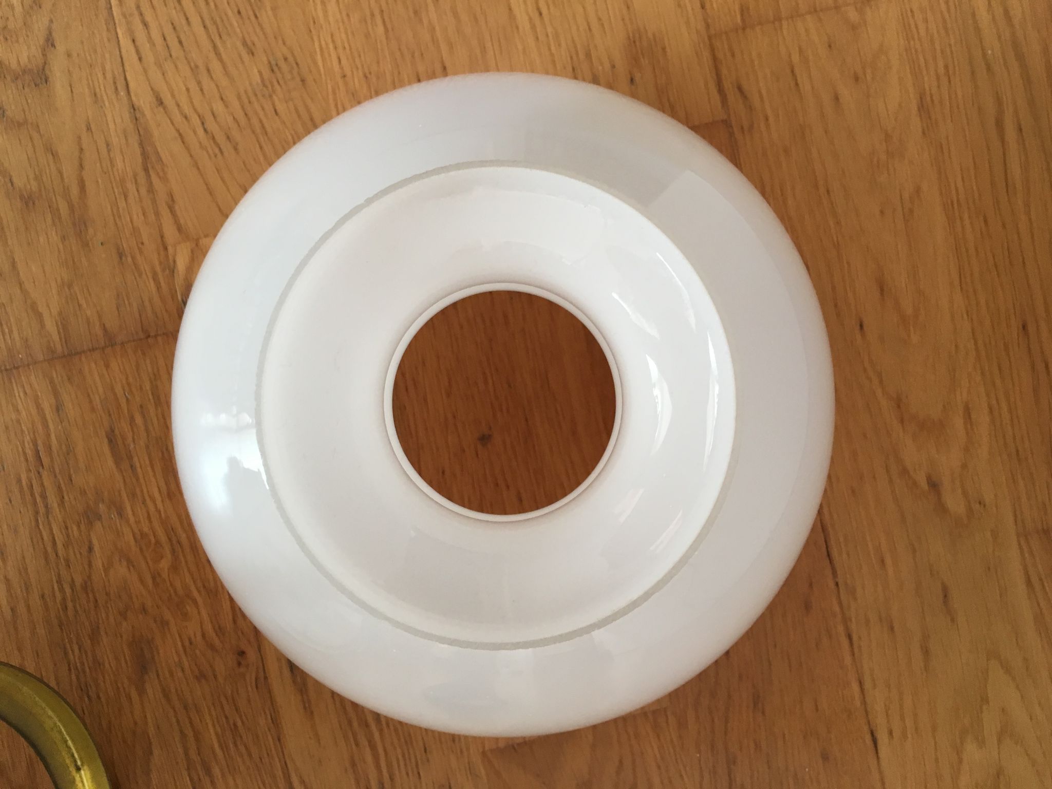 Lustre lanterne globe opaline 3 lumières