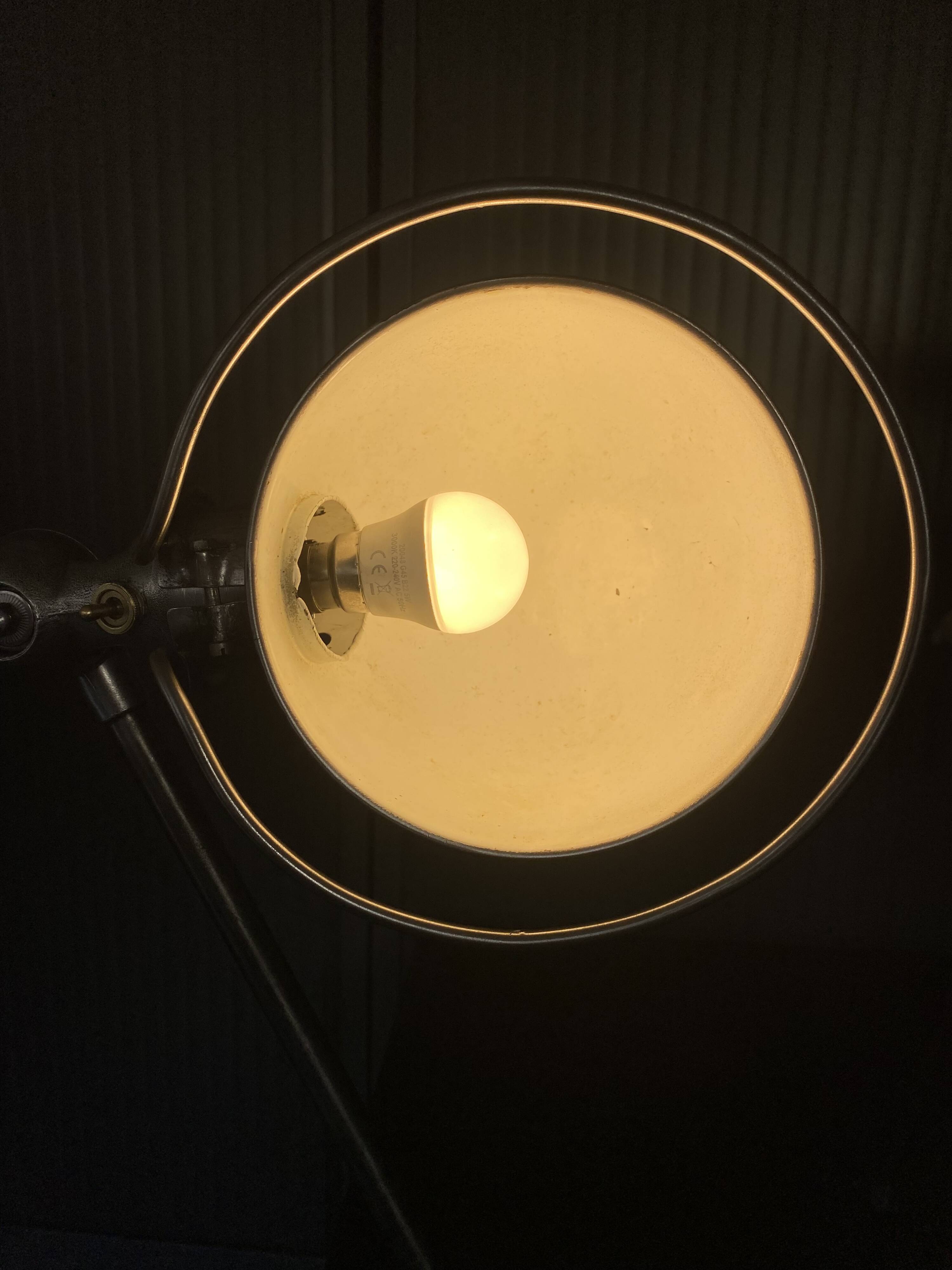 Lampe jieldé 1 bras patine graphite industriel vintage
