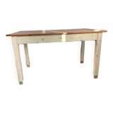 Farm table