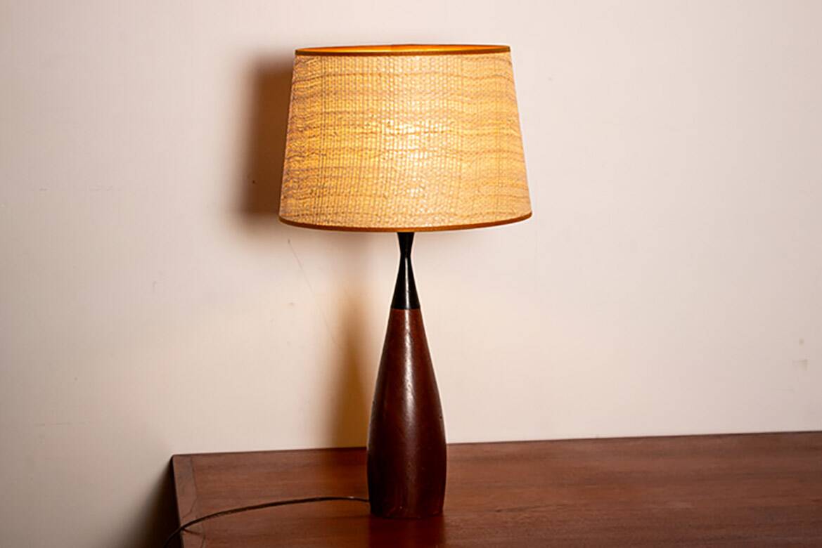 Danish keel-shaped table lamp in teak and ebony by Fog & Morup.