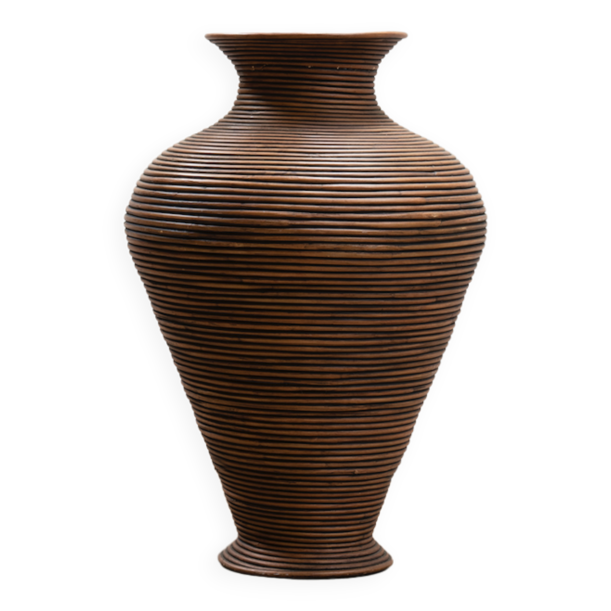 Vase de sol en rotin courbé, Italie 1970.