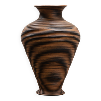 Curved rattan floor vase, Italy 1970.