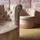 Paire de fauteuils cabriolets vintage années 70 style Hollywood Regency rose satinée