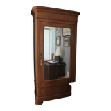 Hosiery cabinet