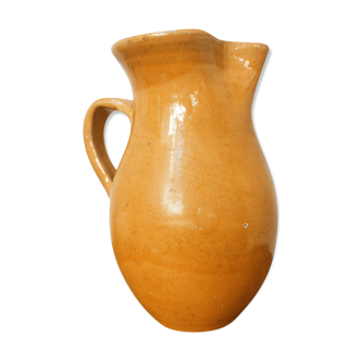 Provençal pitcher