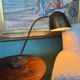 Une lampe de table moderniste en laiton raffiné conçue par Vilhelm Lauritzen pour Fog & Mørup.