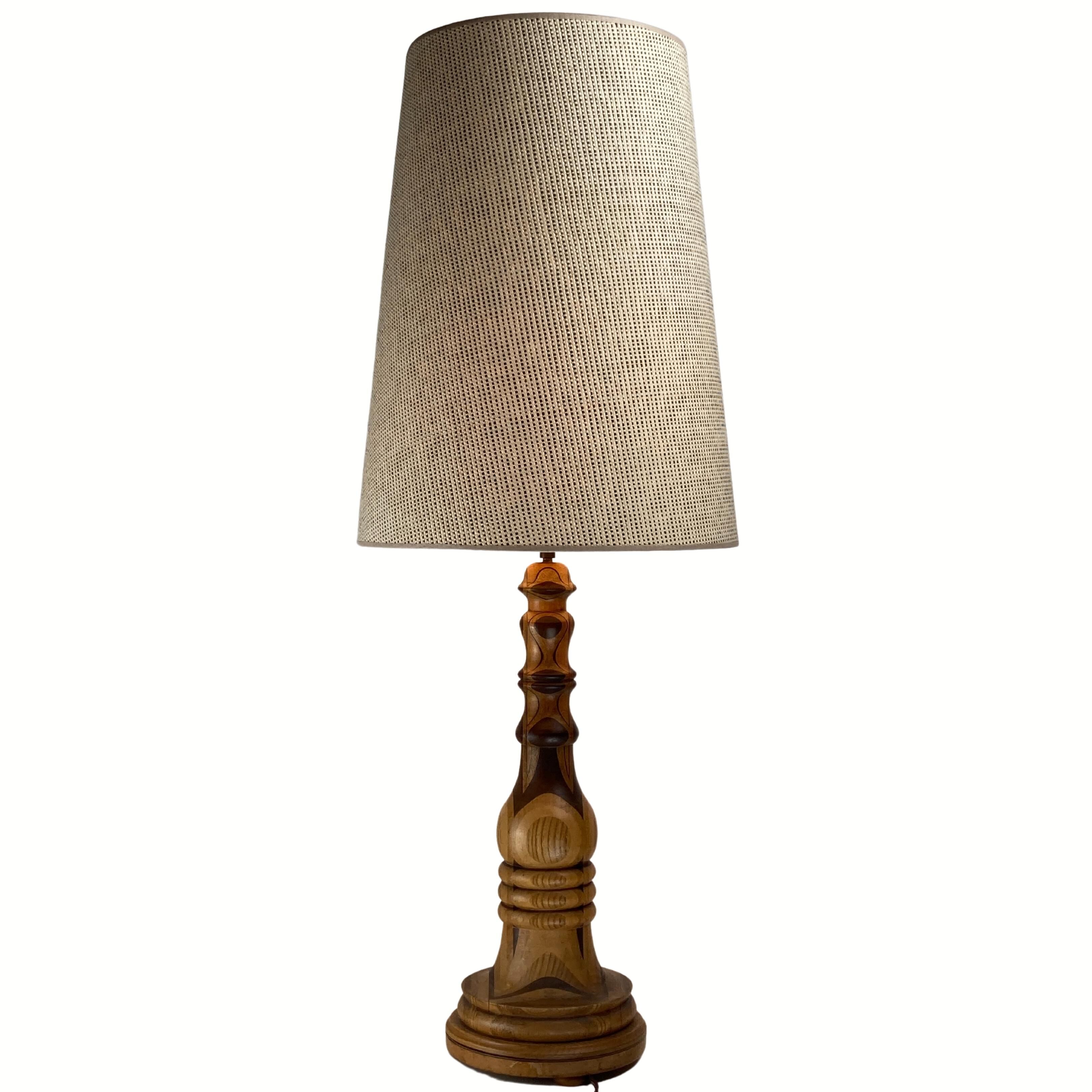 Art Deco Mid-Century Curved Wood Table Lamp, 1950s