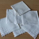 7 white towels