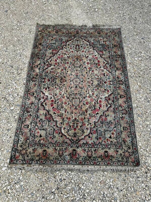 Tapis persan en laine et soie