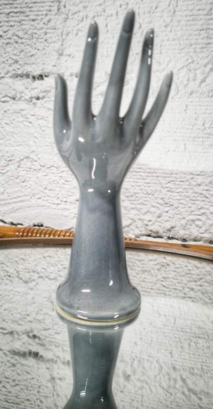 Hand baguier gray soliflore