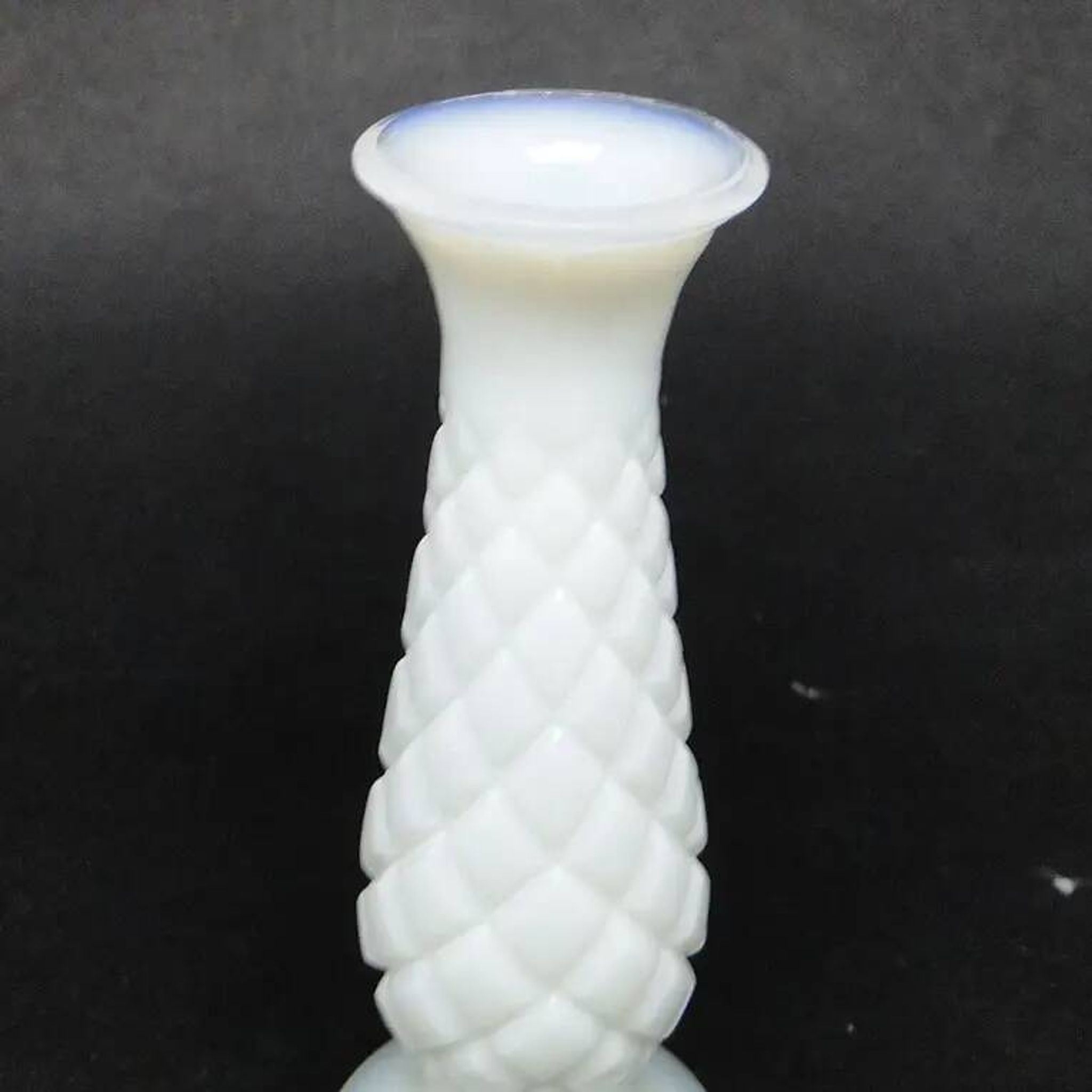 Latticino mid-century modern vase, white glass, Ząbkowice, Poland, 1970s