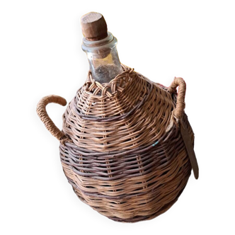 Wicker carafe